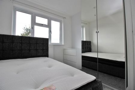 4 bedroom house to rent - Photo 5