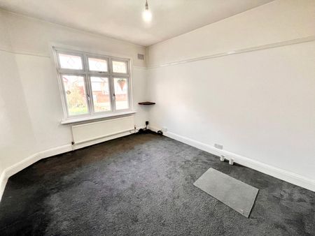 Castleton Road, Southend-on-Sea, Essex, SS2 4UF - Photo 4