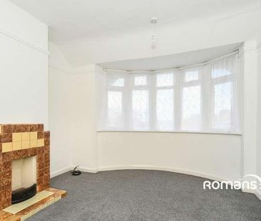 South View Avenue, Swindon, Wiltshire, SN3 - Photo 2