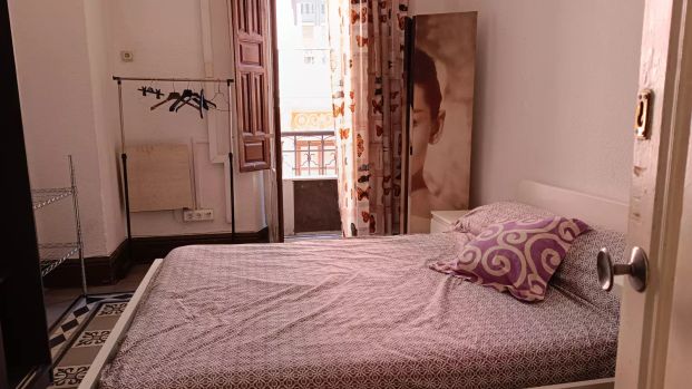 Bedroom 7 - Double bed - Photo 1