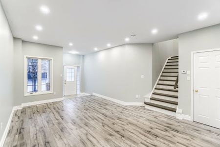 For Lease - 15 Masters Green Crescent Unit# Upper, Brampton, Ontario - Photo 5