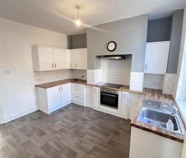 2 bedroom terraced house to rent - Photo 3