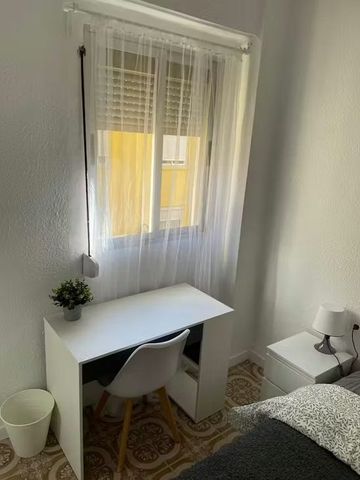 Carree Sres. Huntington, Aldaia, Valencian Community 46960 - Photo 4