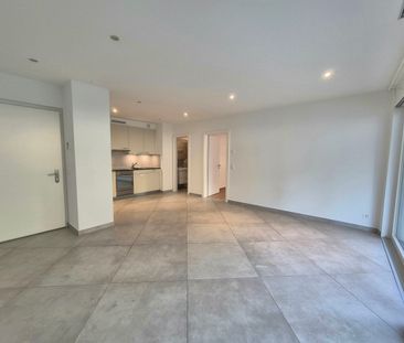 2PCES RECENT IN THE CITY CENTER - Photo 6