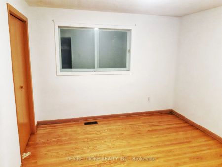 Property For Lease | X9231829 - Photo 5