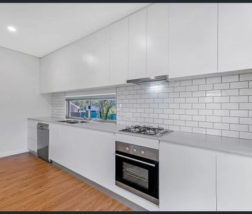 CLOSE TO STATION - Photo 1