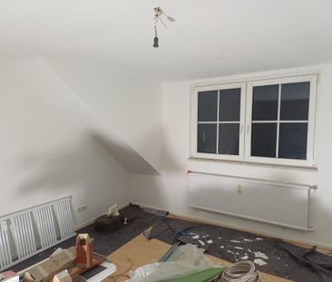 Top Wohnung frisch renoviert - Photo 1