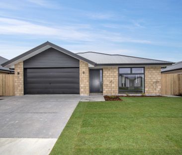 13 Weaver Street, Woodend - Photo 1