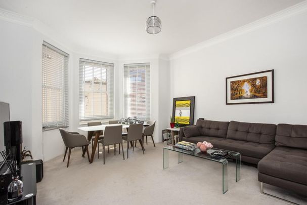 3 bedroom apartment to rent - Photo 1