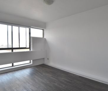 Condo for rent, Mont-Royal - Photo 2