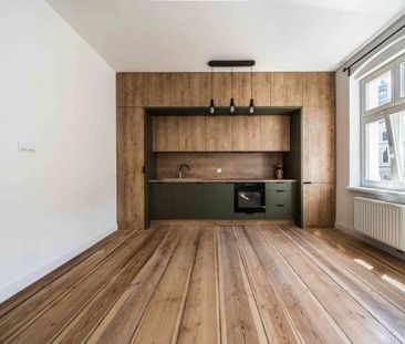 kawalerka kamienica winda Stare Miasto 25 m² - Photo 3