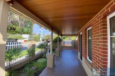 21A Wood Street, 6052, Inglewood Wa - Photo 2