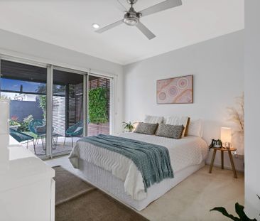 Modern Lowset Home in Brightwater! - Photo 4