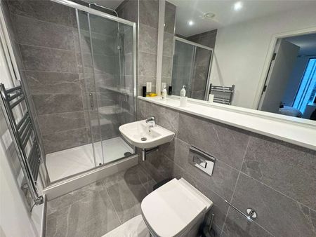 Fully Furnished Two Double Bedroom , Two Bathroom Apartment on the 22nd floor of the Victoria House development. - Photo 3