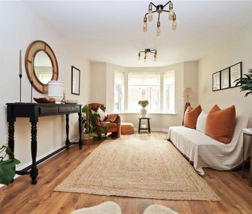 3 bedroom flat to rent - Photo 3