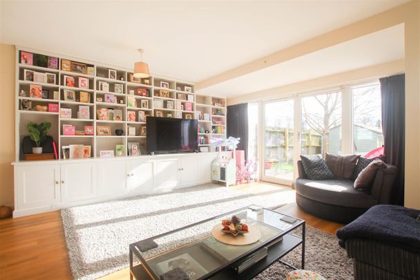 Pavilion Way, Saffron Walden - Photo 1