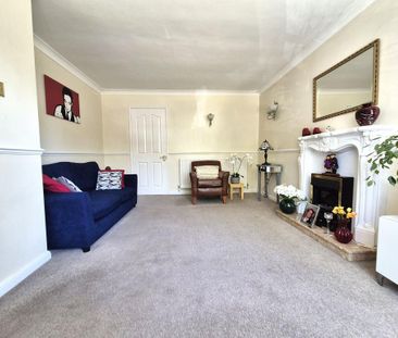 3 bedroom semi-detached house to rent - Photo 2