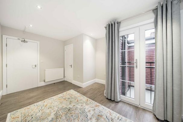 5 bedroom semi-detached house to rent - Photo 1