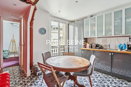 ** Saint-Germain-des-Prés ** Grand appartement avec balcon ! - Photo 3