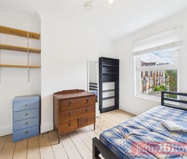 4 bedroom terraced house to rent - Photo 1