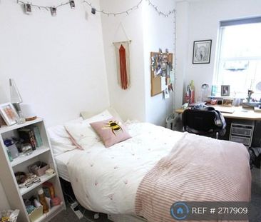 3 bedroom flat to rent - Photo 5