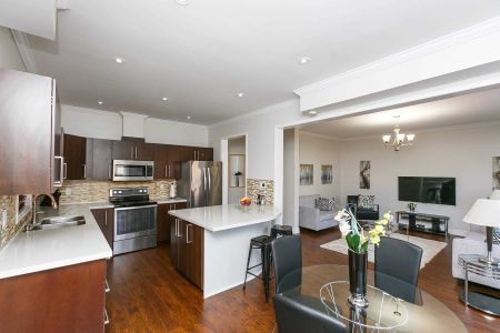 For Lease - 3241 Bruzan Crescent Unit# Main & Upper Floor, Mississauga, Ontario - Photo 2