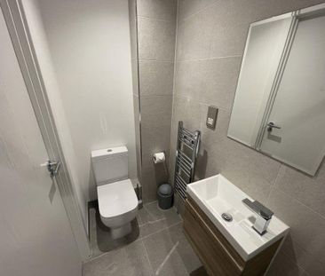 1 bedroom in a house share to rent - Photo 6