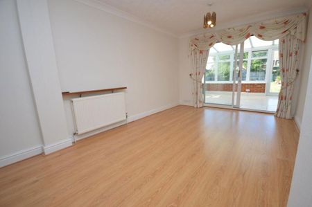 4 bedroom house to rent - Photo 2