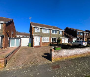 3 bedroom semi-detached house to rent - Photo 1