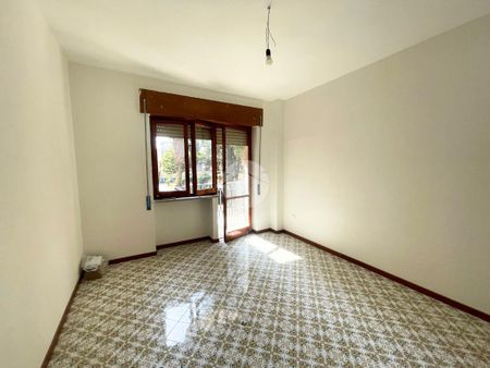 5 locali in affitto - Photo 5