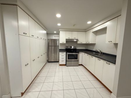 For Lease - 1540 Manorbrook Court Unit# 3BR Lower Level, Mississauga, Ontario - Photo 2