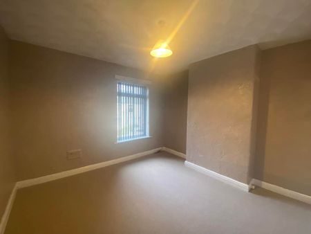 Furlong Road, Bolton Upon Dearne, S63 8HA - Photo 5