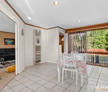 115 Outtrim Avenue, Calwell ACT 2905 - House For Rent | Domain - Photo 2