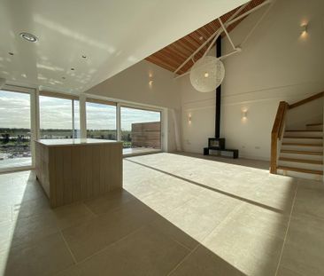 4 bedroom terraced house to rent - Photo 2