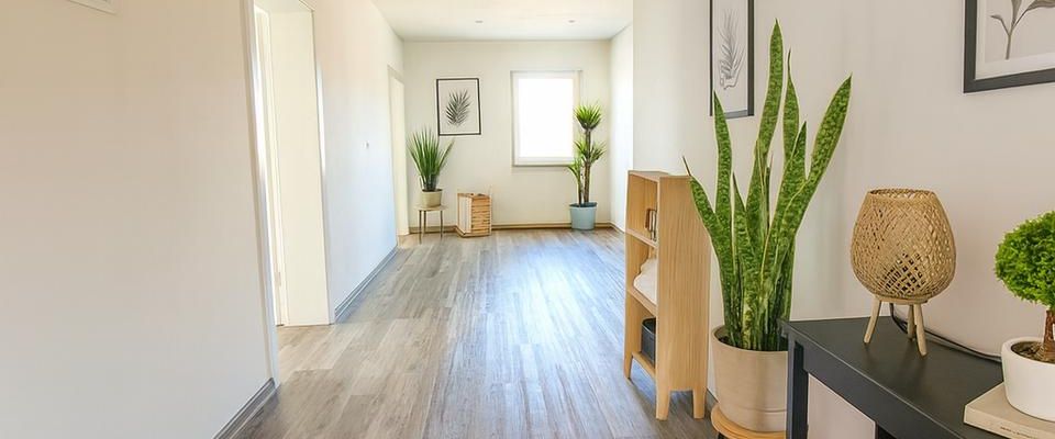 Hochwertig saniert: Traumhafte Wohnung mit Garten & Terrasse | Fußbodenheizung | Dusche & Wanne - Foto 1