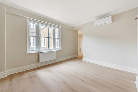 Two bedroom apartment to rent in Lancaster Gate, W2. - Photo 4