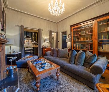 2 Bed Flat, Elsham Road, W14 - Photo 4