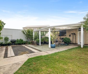 Coastal Living with Space, Views & Versatility - Photo 6