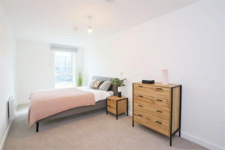 1 bedroom apartment to rent - Photo 2
