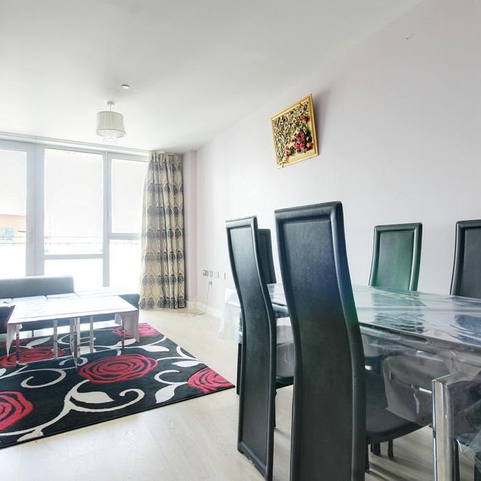 2 bedroom flat to rent - Photo 1