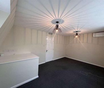 Beckspool Road, Frenchay, Bristol, Gloucestershire, BS16 - Photo 6