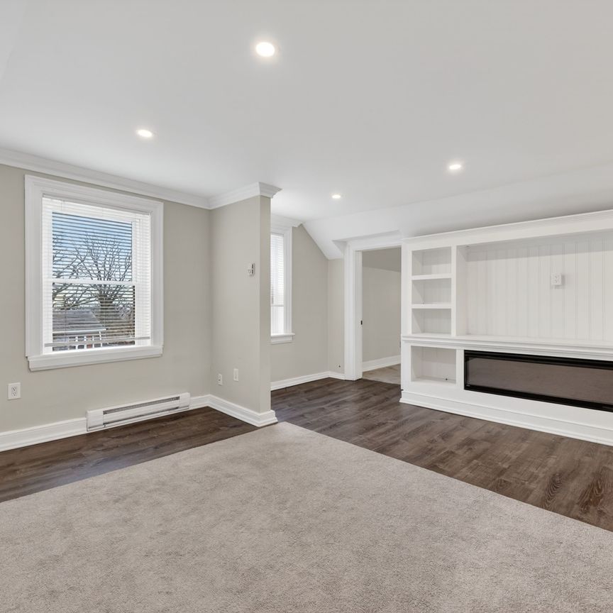 For Lease - 90 Church Street Unit# Upper Unit, Bradford West Gwillimbury, Ontario - Photo 1