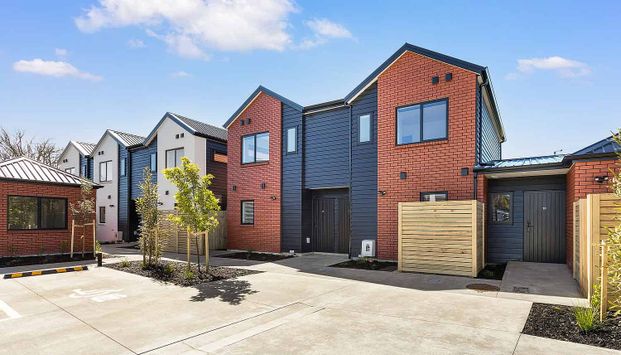 Modern Townhouse - Photo 1