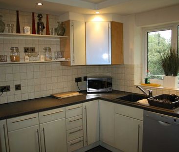 Lockett Gardens, Salford, M3 - Photo 4