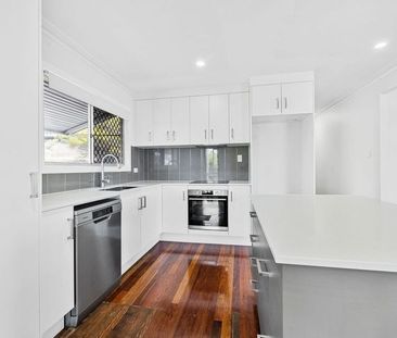 11 BOYNE CRES, WEST GLADSTONE, 12 MONTH LEASE - Photo 4