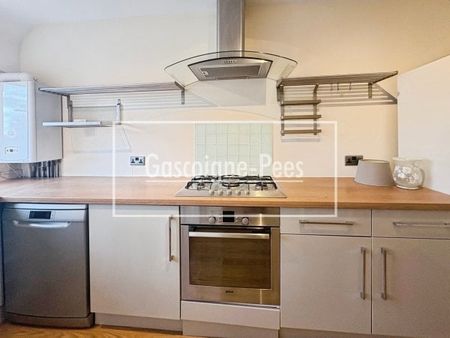 Tartar Road, Cobham, KT11 - Photo 2