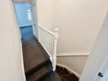 2 bedroom terraced house to rent - Photo 5