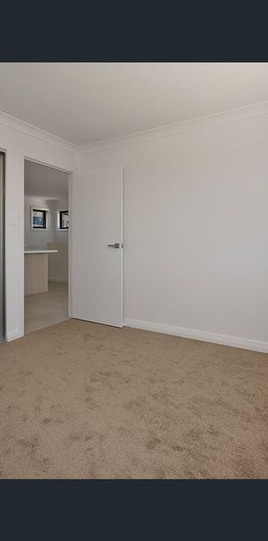 Spacious Granny Flat! - Photo 1