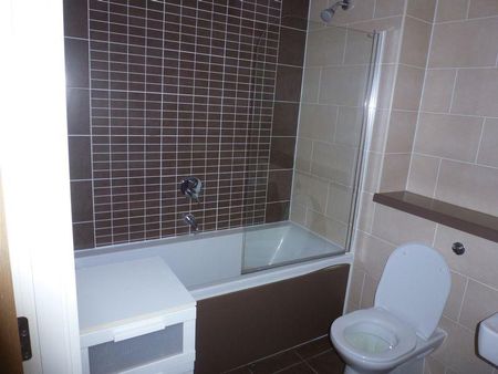 1 bedroom apartment to rent - Photo 2