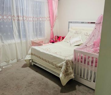 For Lease - 51 Eberly Woods Drive, Caledon, Ontario - Photo 6